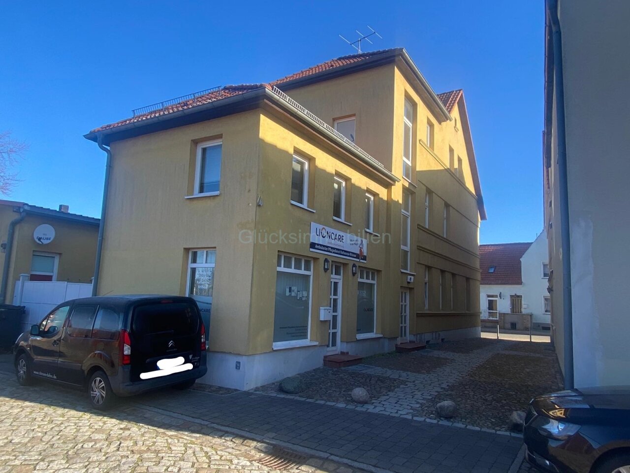 Wohn-und Geschäftshaus in Zentrumslage Rhinow - Renditesteigerung möglich!