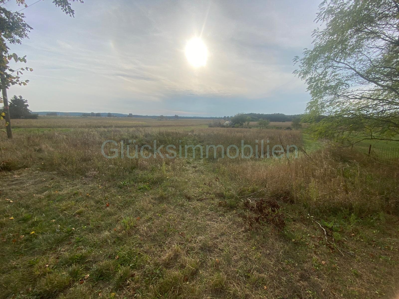 Lust auf Land? Ruhig gelegenes Baugrundstück in Landin