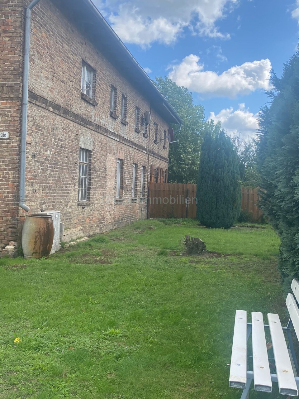 Handwerkerobjekt mit viel Platz und großem Grundstück - Segeletz