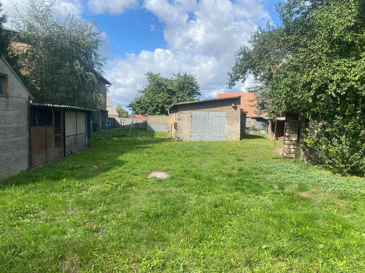 Handwerkerobjekt mit viel Platz und großem Grundstück - Segeletz