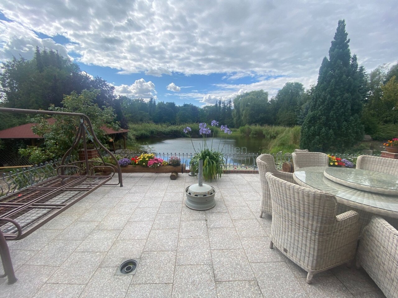 Terrassenausblick Teich Terrassenausblick Teich